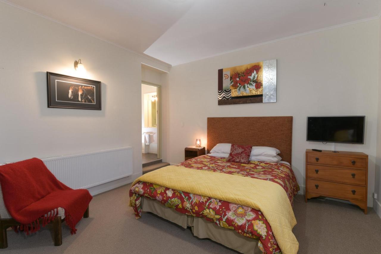 Dunstan House Motel ไคลด์ ภายนอก รูปภาพ