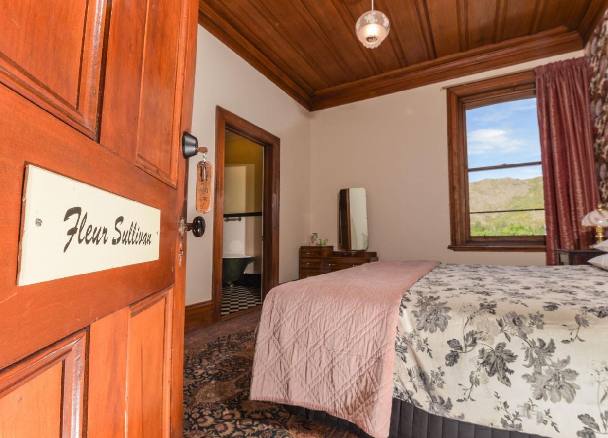 Dunstan House Motel ไคลด์ ภายนอก รูปภาพ